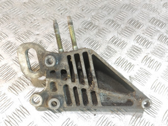 Кронштейн двигателя Ford Focus 1 1998-2005