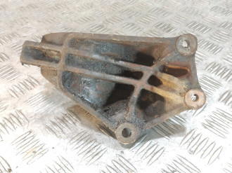 Кронштейн Ford Focus 1 1998-2005