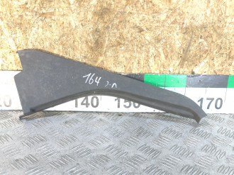 Накладка стекла двери задней левой Ford Focus 2 2005-2008