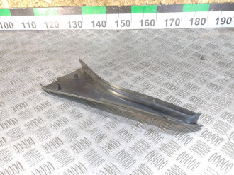 Накладка стекла двери задней левой Ford Focus 2 2005-2008