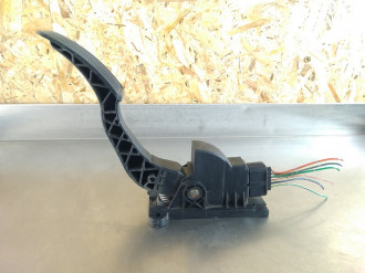 Педаль газа Faw Vita 