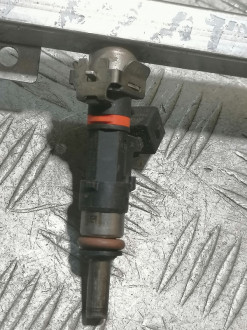 Форсунка двигателя Fiat Punto 2005-2018