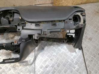Торпедо Fiat Punto 2005-2018