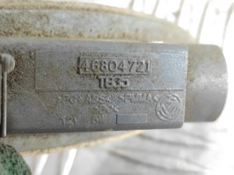 Повторитель в крыло правый Fiat Albea 2002-2012