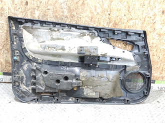 Обшивка двери передней правой Fiat Punto 2005-2018
