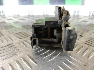 Замок двери задней правой Fiat Punto 1 (176)  1993-1999