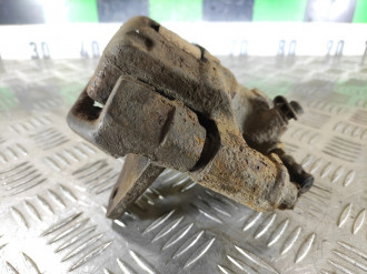 Суппорт передний левый Fiat Punto 1 (176)  1993-1999