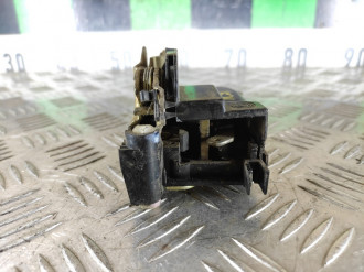 Замок двери задней левой Fiat Punto 1 (176)  1993-1999