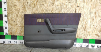 Обшивка двери передней правой Fiat Punto 1993-1999