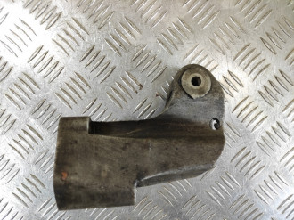 Кронштейн двигателя Fiat Punto 1 (176)  1993-1999