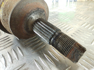 Полуось передняя левая Fiat Punto 1 (176)  1993-1999