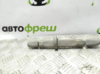 Ручка внутренняя потолочная задняя левая Kia Sorento 2003 2009