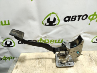 Педаль тормоза Kia Cerato 2004-2008