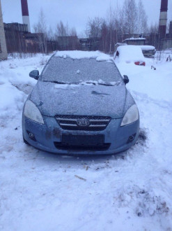 В разборе Kia Ceed 2007-2012