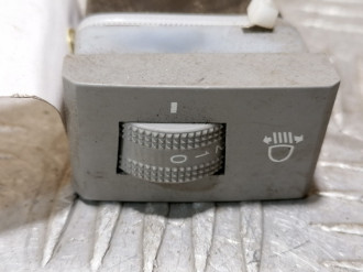 Кнопка регулировки фар Kia Cerato 2004-2008