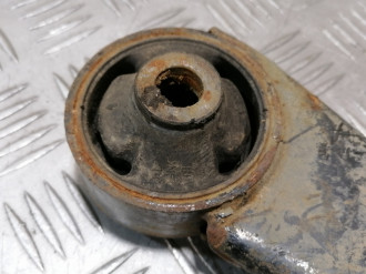 Рычаг передний левый нижний Kia Cerato 2004-2008