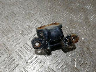 Петля двери задней правой нижняя Kia Clarus 1996 2001