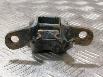 Петля двери задней левой нижняя Kia Clarus 1996 2001