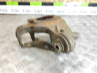 Кулак задний правый Kia Ceed 2007-2012