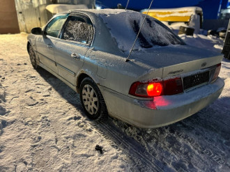 В разборе Kia Magentis  2000-2005