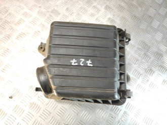 Корпус воздушного фильтра Kia Magentis  2000-2005