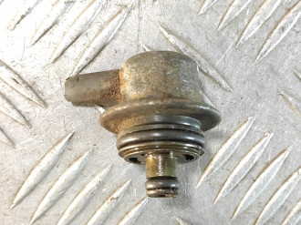 Регулятор давления топлива Kia Magentis  2000-2005