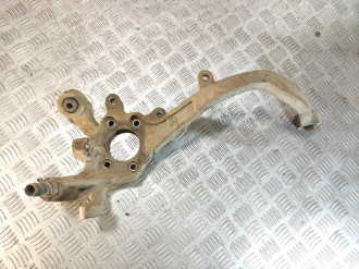 Кулак задний правый Kia Magentis  2000-2005