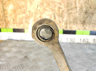 Кулак задний левый Kia Magentis  2000-2005