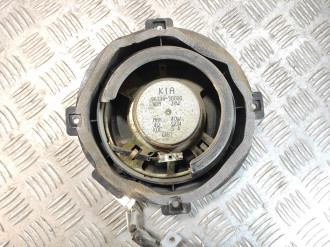 Динамик Kia Magentis  2000-2005