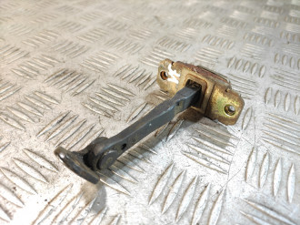 Ограничитель двери задний Kia Magentis  2000-2005