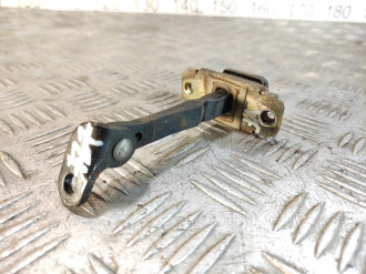 Ограничитель двери задний Kia Magentis  2000-2005