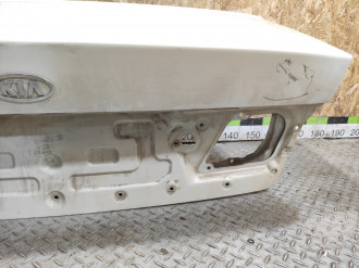 Крышка багажника Kia Magentis  2000-2005