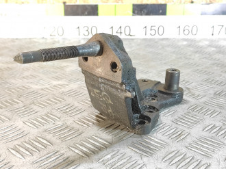 Кронштейн двигателя Kia Magentis  2000-2005