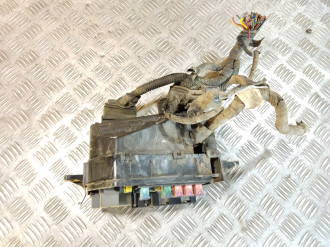 Блок предохранителей моторный Kia Rio 2000 2005