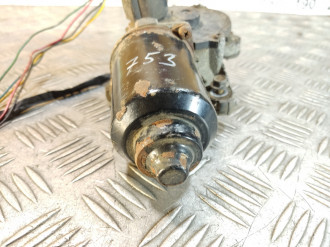 Моторчик стеклоочистителя передний Kia Rio 2000 2005