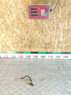 Форсунка двигателя Kia Rio 2000 2005