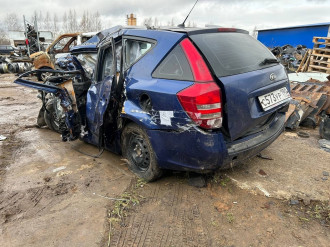 В разборе Kia Ceed 2007-2012