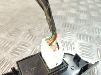 Кнопка стеклоподъемника Kia Ceed 2007-2012