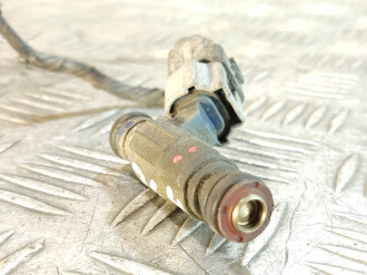 Форсунка двигателя Kia Ceed 2007-2012