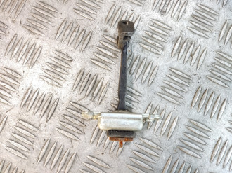 Ограничитель двери задний Kia Picanto 2004-2011