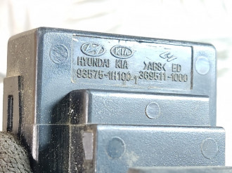 Кнопка стеклоподъемника Kia Ceed 2007-2012