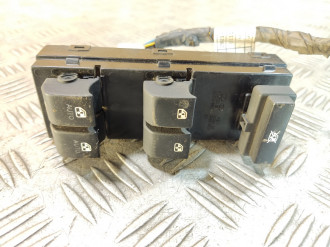 Блок управления стеклоподъемниками Kia Ceed 2007-2012