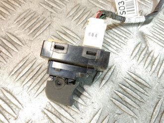 Кнопка стеклоподъемника Kia Ceed 2007-2012