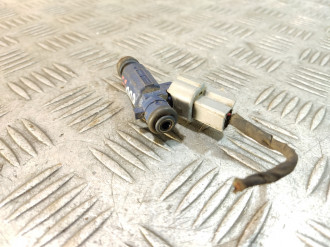 Форсунка двигателя Kia Ceed 2007-2012