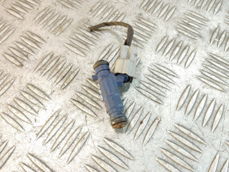 Форсунка двигателя Kia Ceed 2007-2012