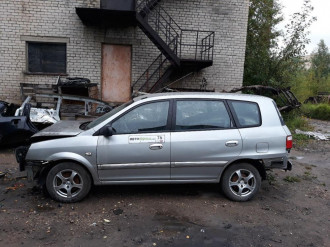 Кузов с документами Kia Carens 2002 2006