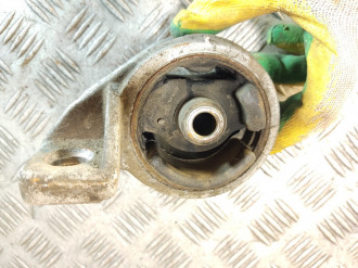 Опора двигателя правая Kia Spectra 2001-2011