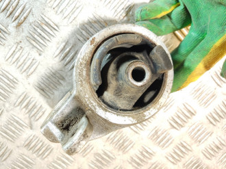 Опора двигателя правая Kia Spectra 2001-2011