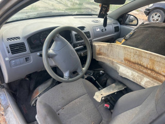 В разборе Kia Rio 2000 2005