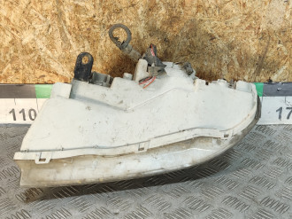 Фара правая Kia Spectra 2001-2011